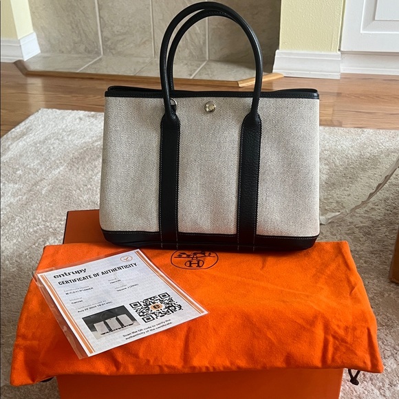 Hermes Handbags - HERMES 
Buffle Skipper Toile Garden Party